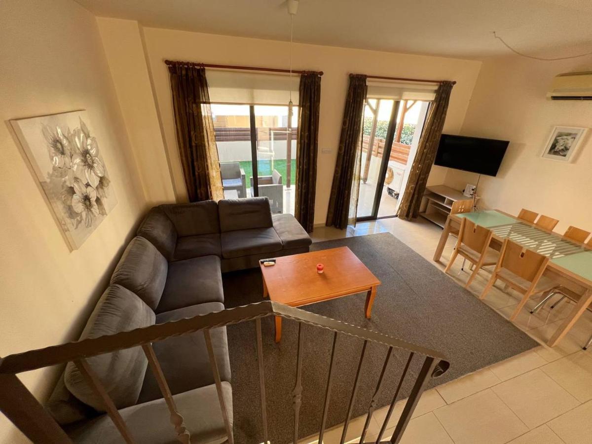 Kapparis Town House Villa Paralimni Exterior photo